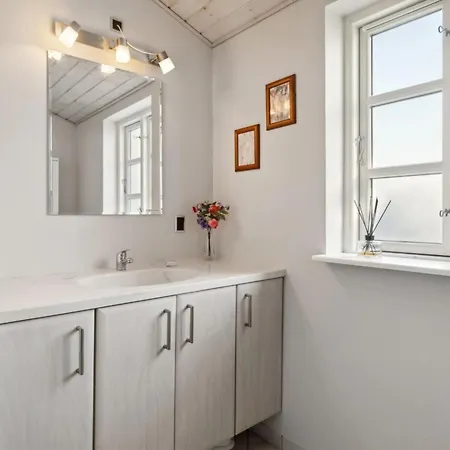Baarde - 60m From The Sea By Interhome Casa de Férias Grenå